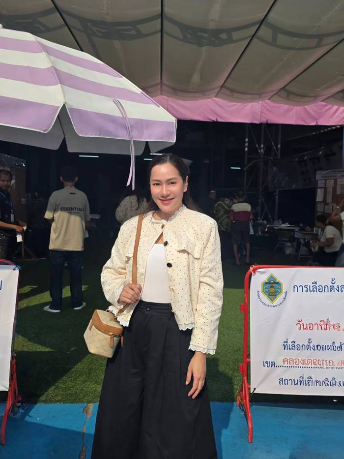 รวมดาราไปเลือกตั้ง