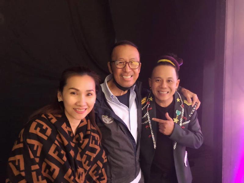 เสนาโค้ก สมชาย