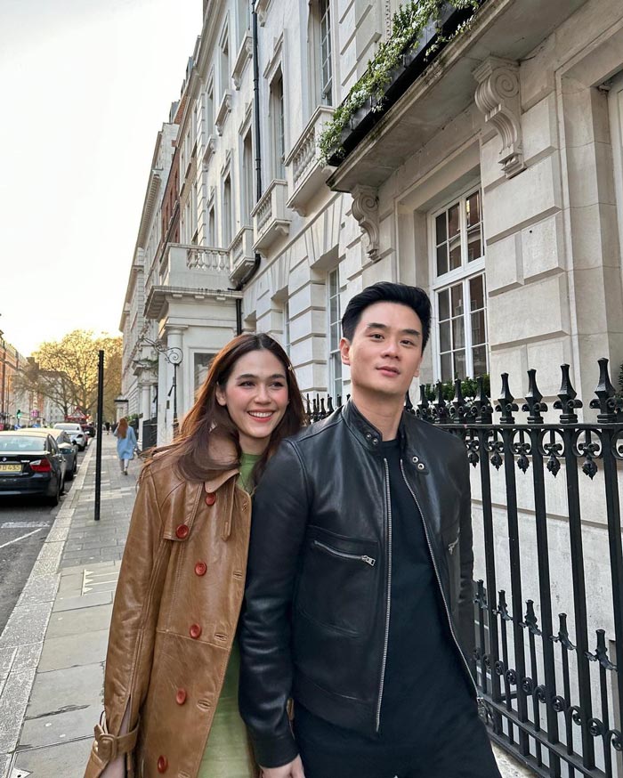 ชมพู่ น็อต