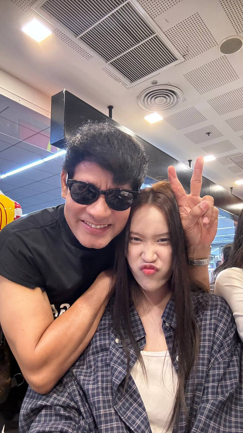 ไทด์ เอกพัน พา 3 สาวสุดรัก เที่ยวทะเลกระบี่