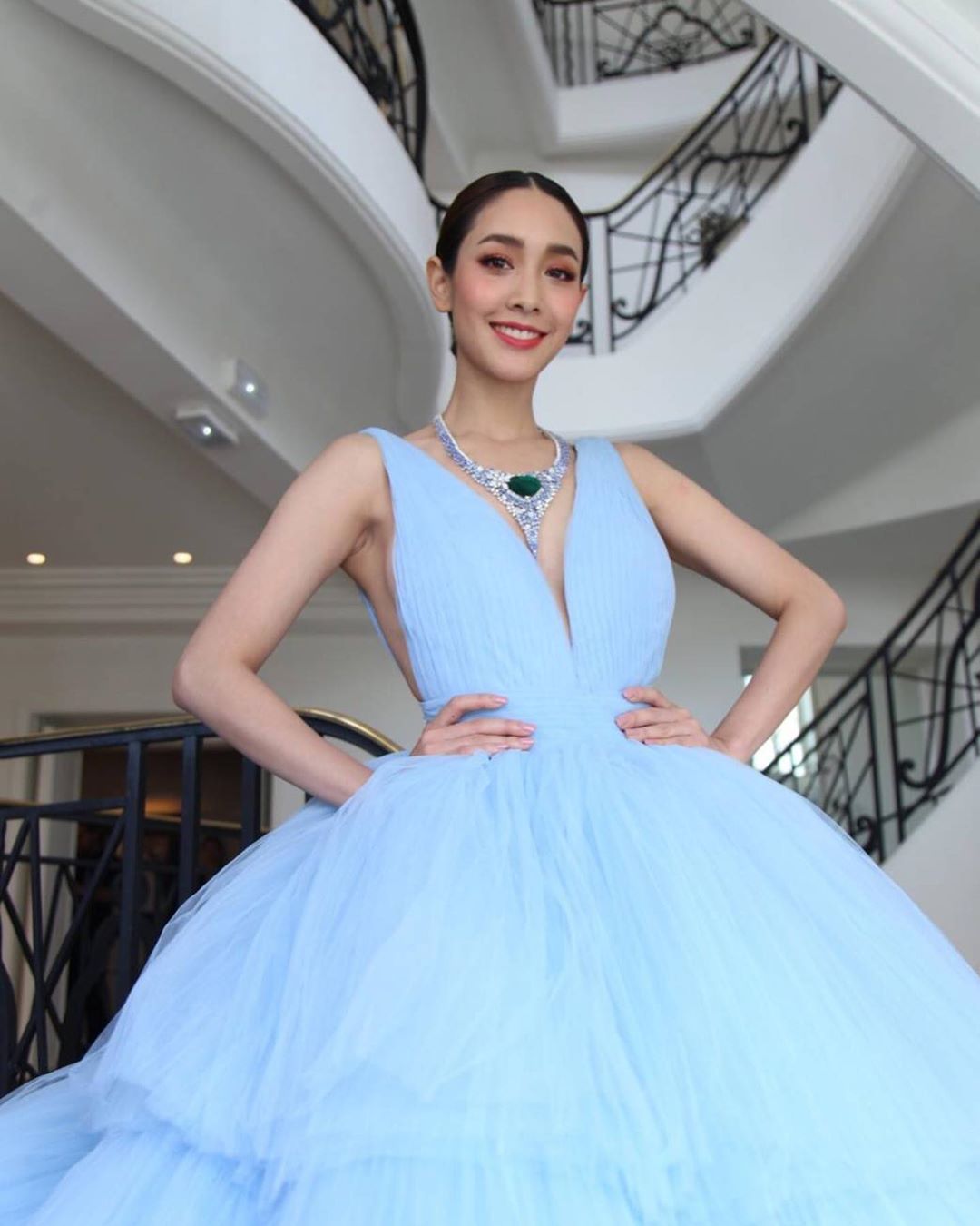 มิน พีชญา