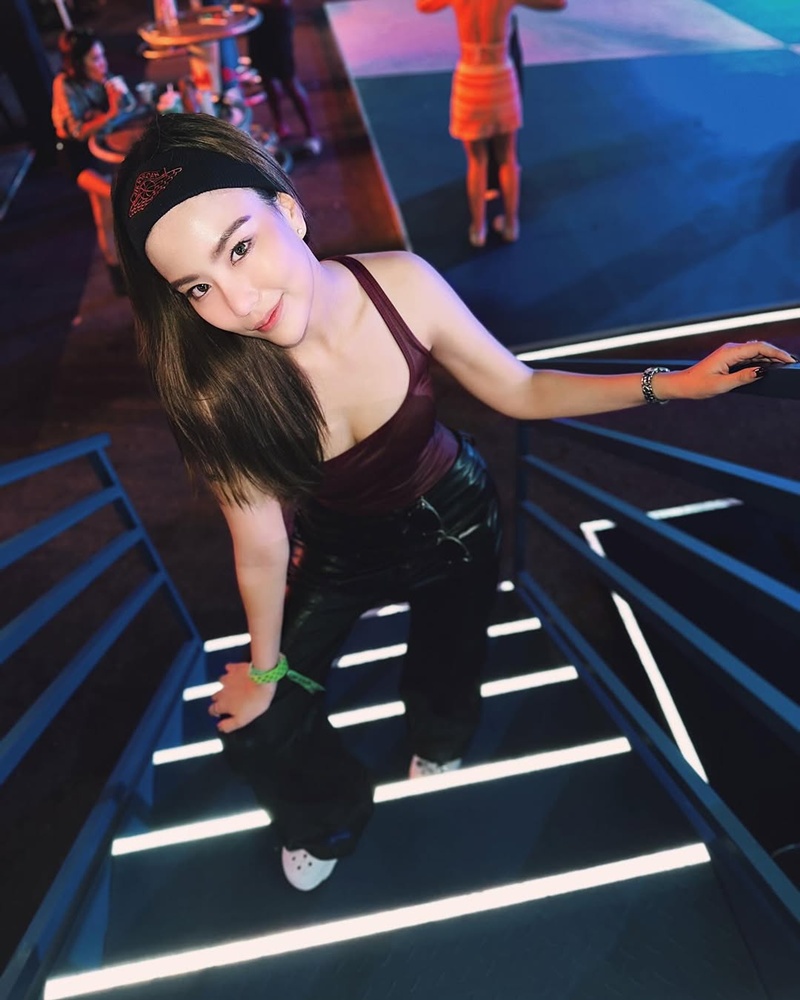 แก้ม ศิริกาญจน์