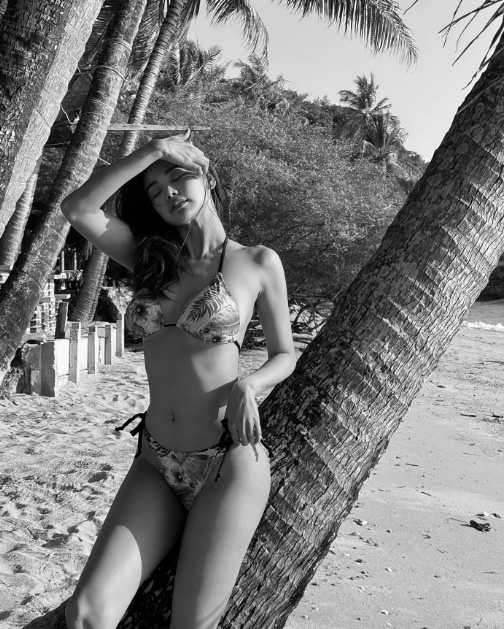 อิงฟ้า วราหะ ชุดว่ายน้ำ