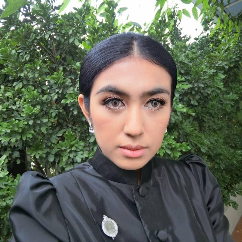 ตุ๊กตา อุบลวรรณ บุญรอด