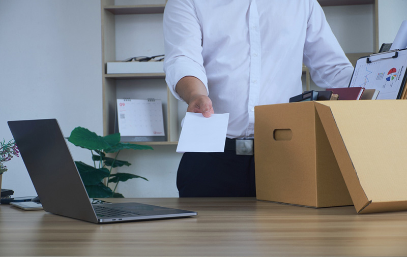 ว่างงานประกันสังคม กรณีลาออก