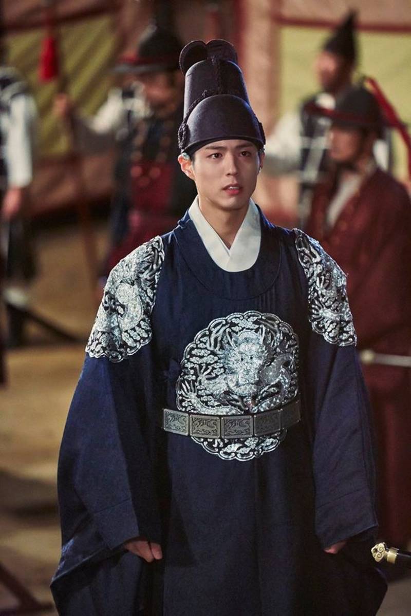 Love in the Moonlight รักเราพระจันทร์เป็นใจ