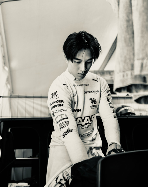 เติ้น ทัศนพล อินทรภูวศักดิ์