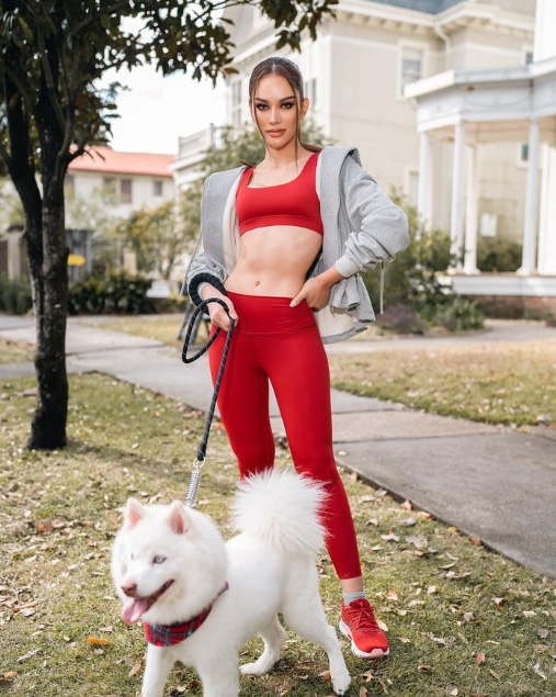 แอนนา เสืองามเอี่ยม