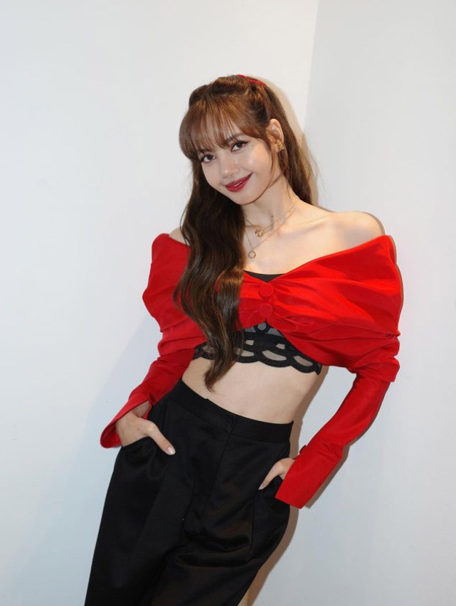 ลิซ่า BLACKPINK