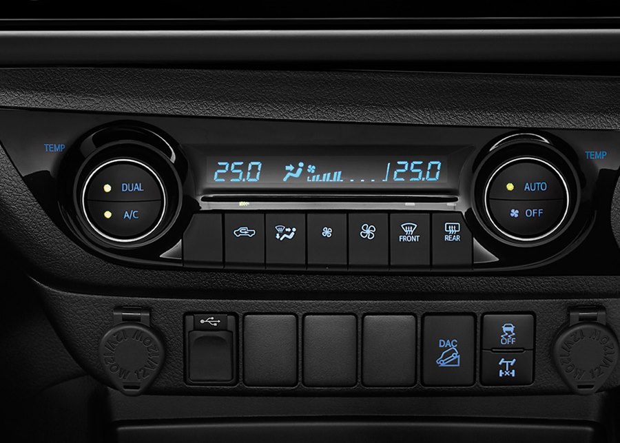 Toyota Hilux Revo Rocco 2022