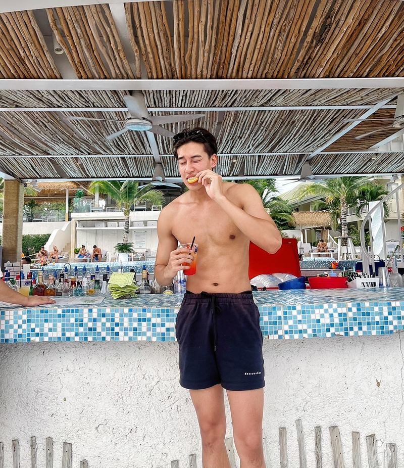 เชลล์ ธกฤต