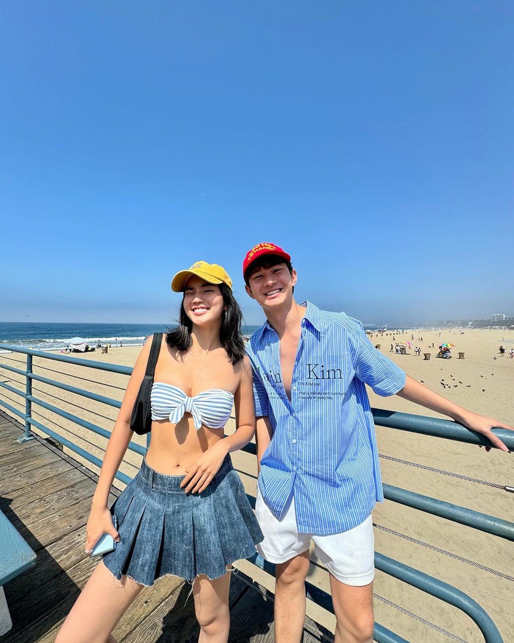 ก้อย อรัชพร โพสต์ภาพคู่หนุ่มรับวาเลนไทน์ แฟน ๆ กรี๊ดลั่นเปิดตัวแฟนใหม่เหรอ