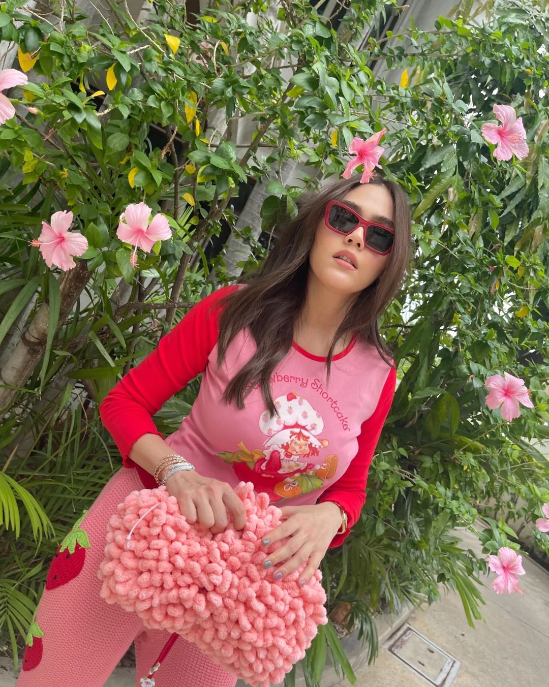 ชมพู่ อารยา