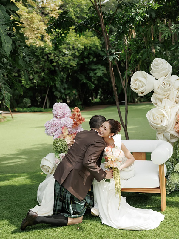 ภาพมายด์ ลภัสลัล  พาย สุนิษฐ์  ในงานหมั้น