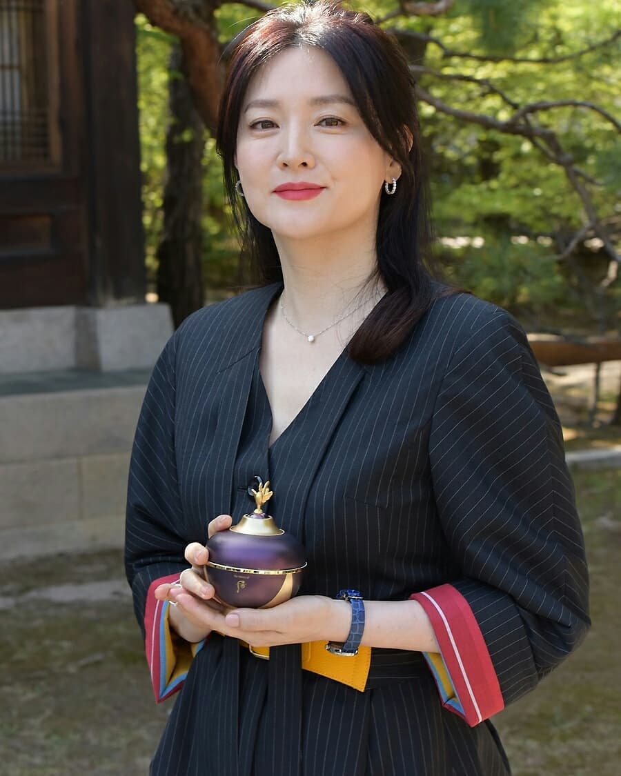 https://s359.kapook.com/pagebuilder/a56a5db2-1744-43fb-b055-04000caa6110.jpg
