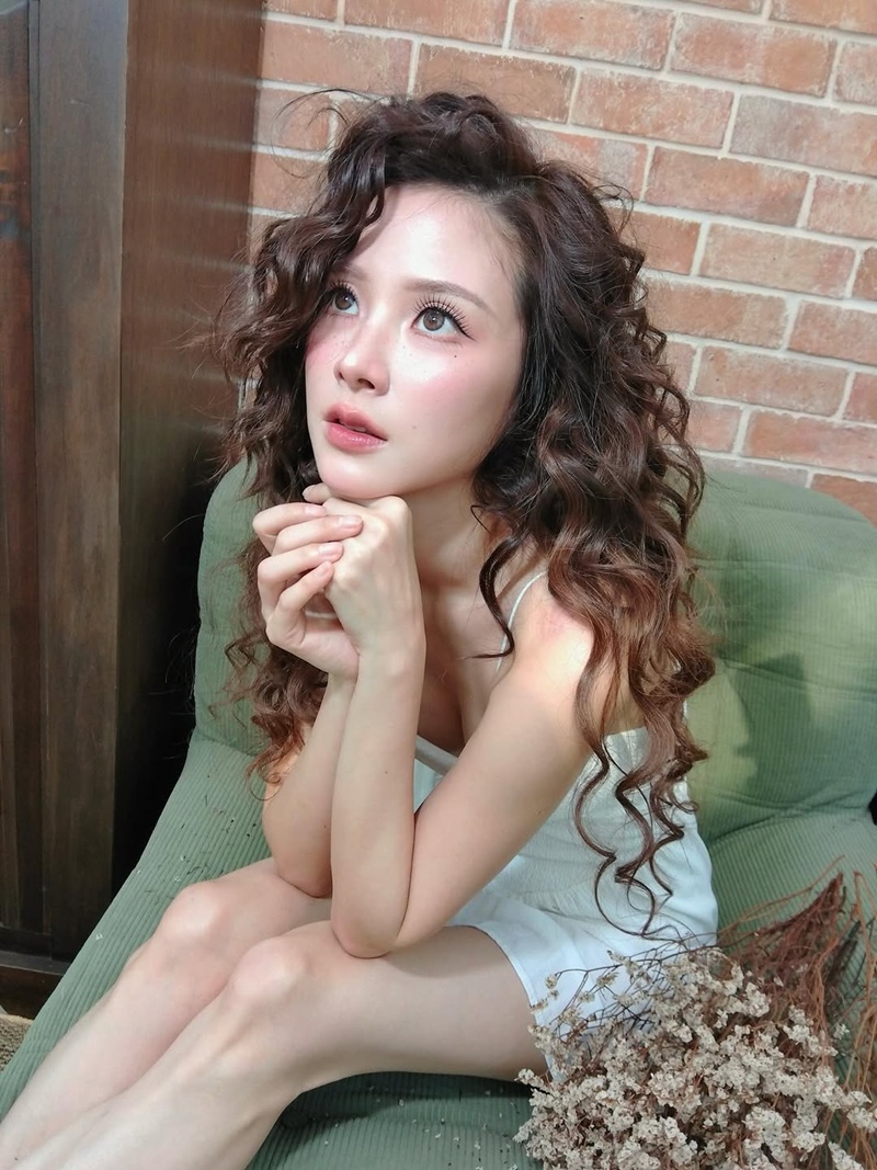 ใบเฟิร์น พิมพ์ชนก