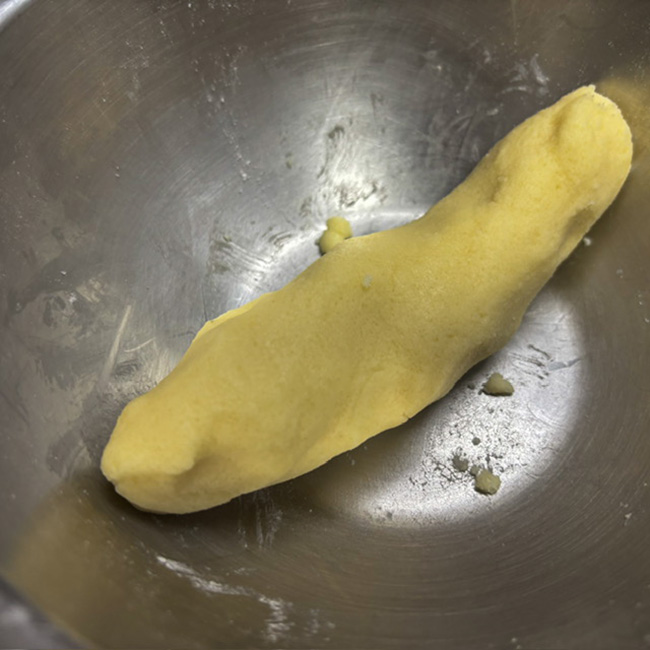 สูตรขนมปังเกลือแครกเกอร์ หรือ Craquelin Shio Pan เมนูขนมปัง ขนมปังเกลือ ชิโอะปัง สูตรขนม