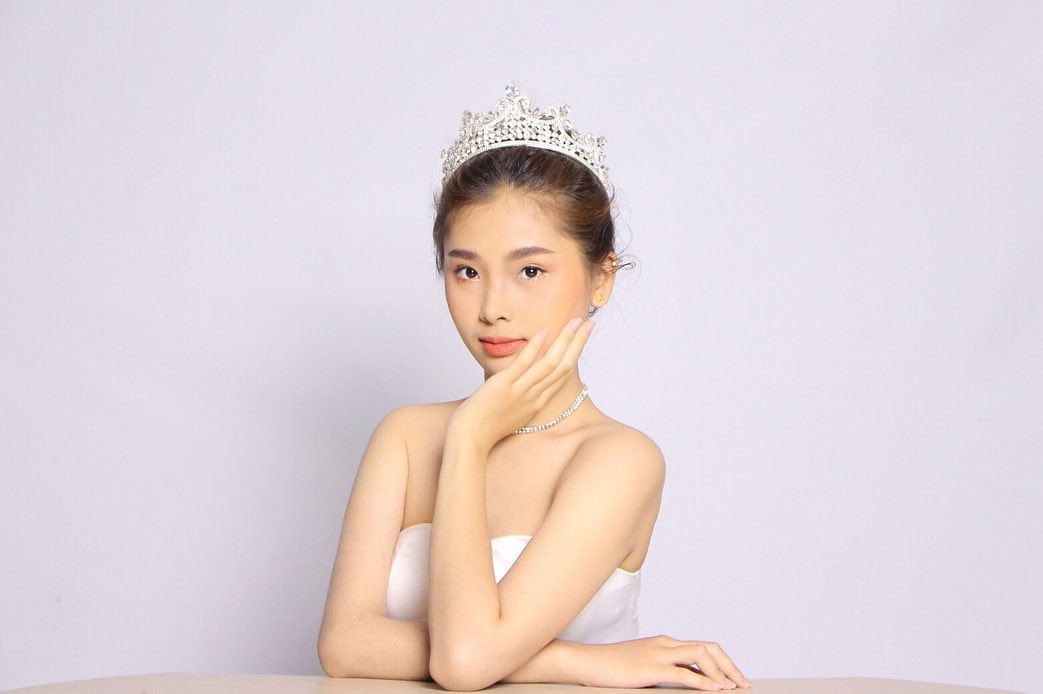 น้องไบร์ท ลูกสาว บอล เชิญยิ้ม