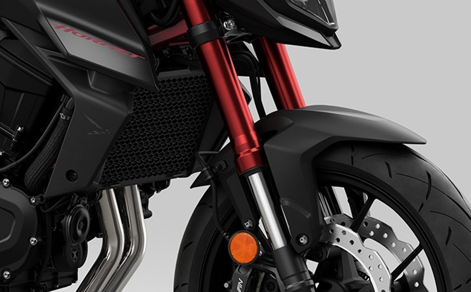 Honda CB750 Hornet 2023