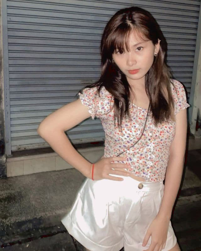 ลูกดาราตลก, บอล เชิญยิ้ม