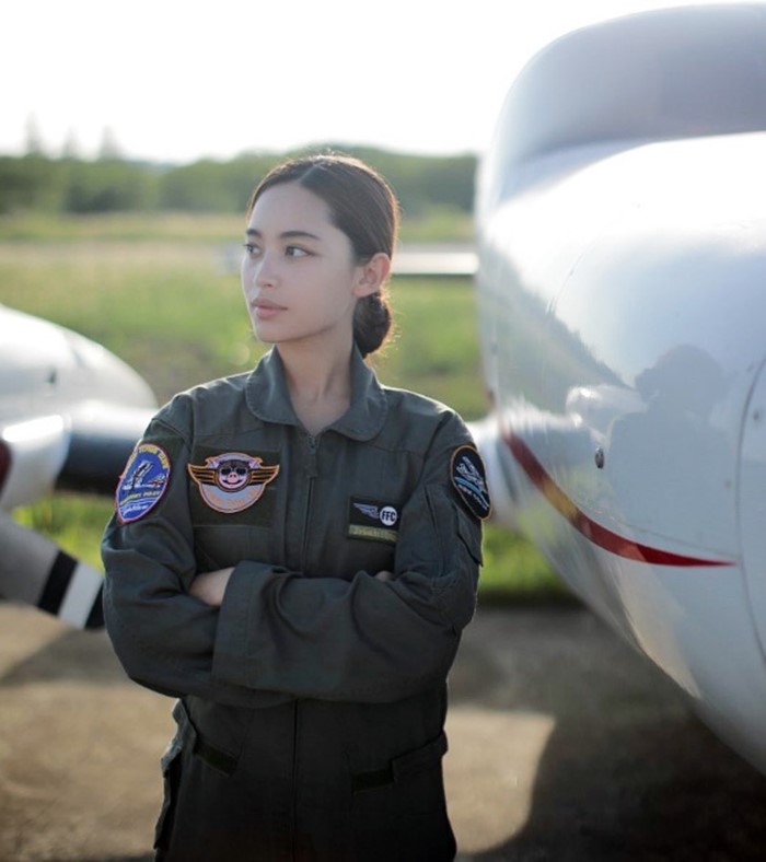 ฟ้า ยงวรี