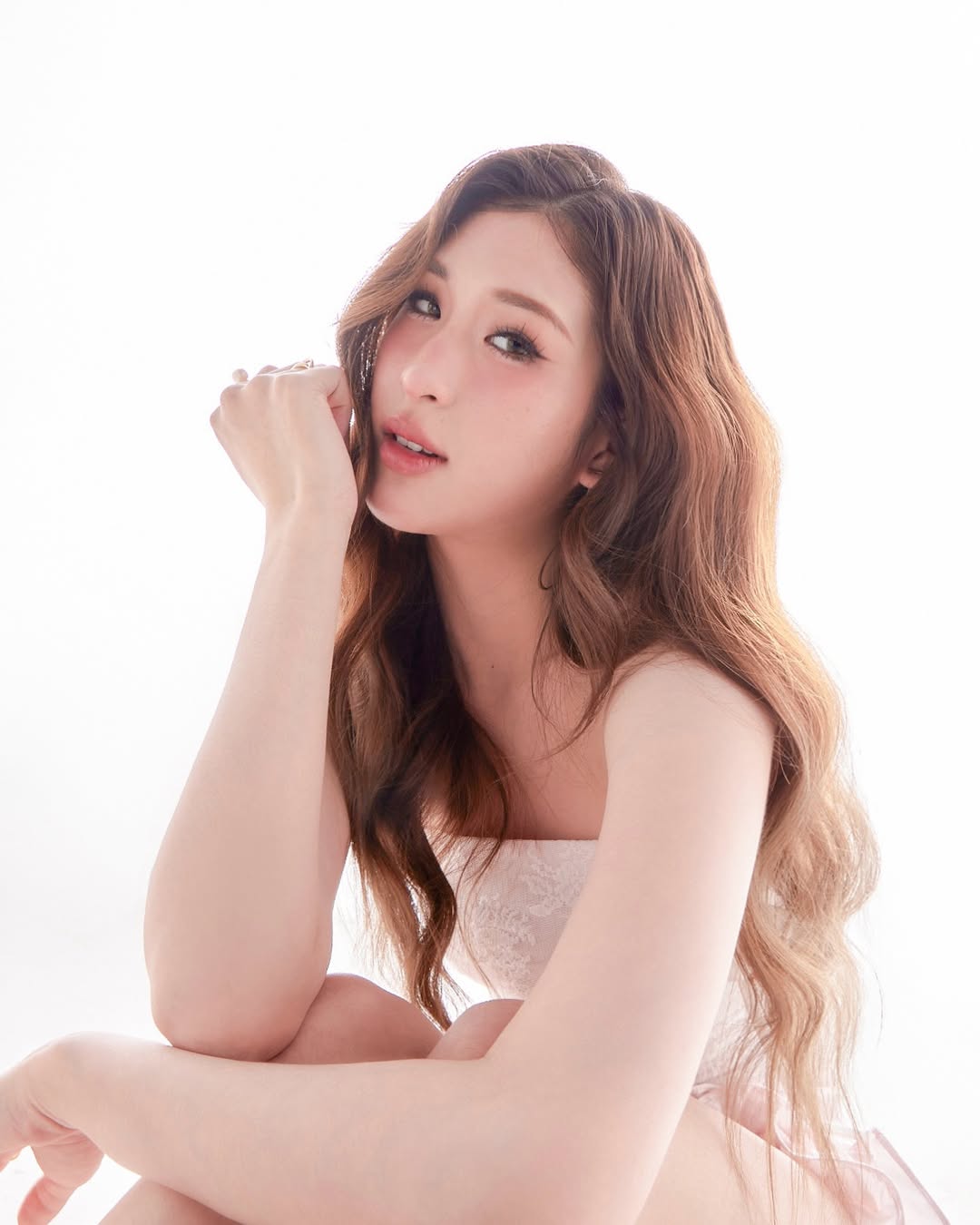 มิย่า ทองเจือ