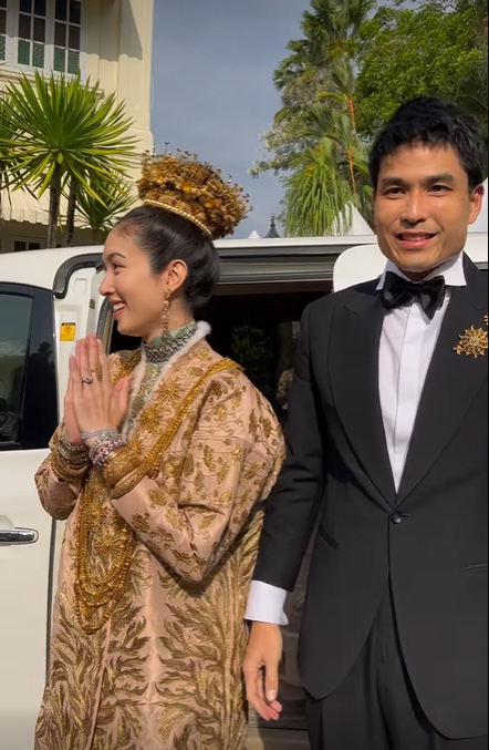 ปอย ตรีชฎา ชุดแต่งงาน
