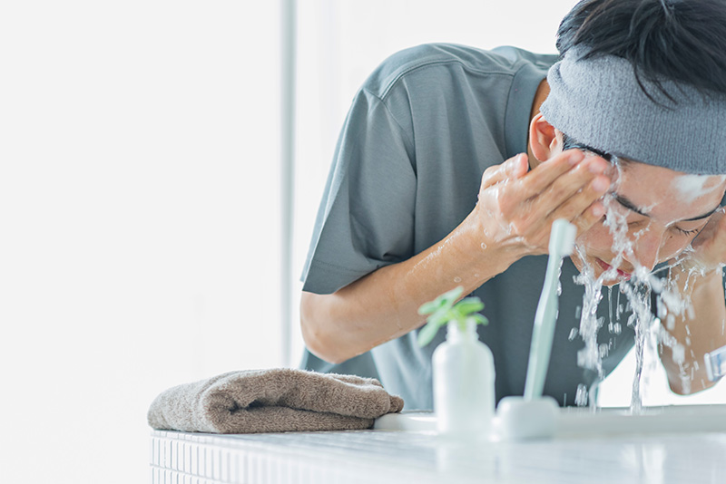 โฟมล้างหน้าผู้ชาย