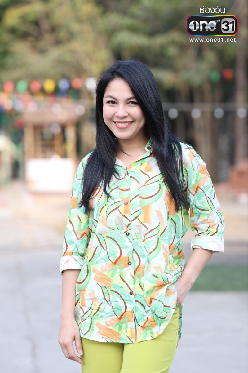 พลอยนํ้าเพชร เรื่องย่อ