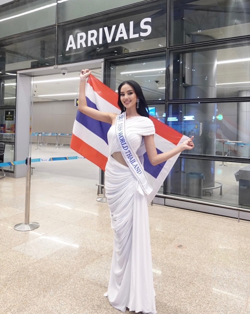 โอปอล สุชาตา กับลุคเข้ากอง Miss World 2025 สวยสง่าสมมงไทยแลนด์