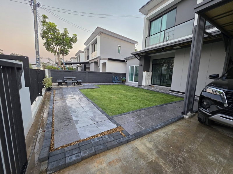 สวนหน้าบ้าน