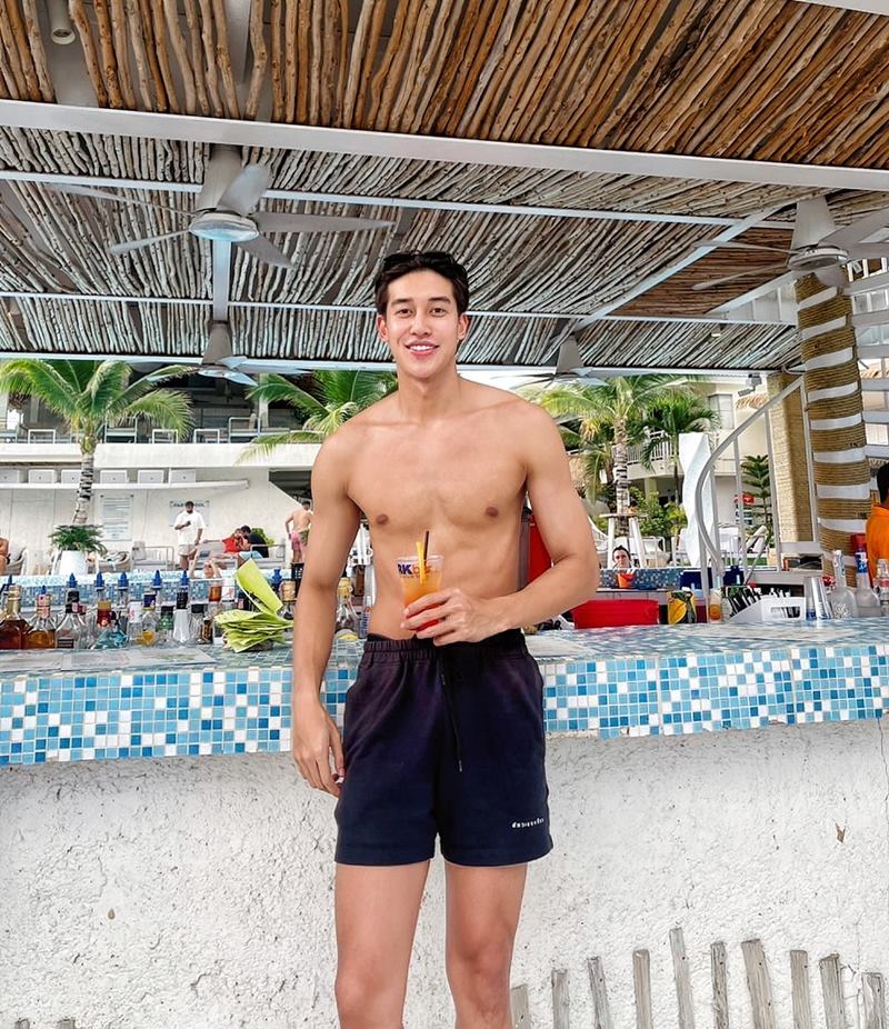 เชลล์ ธกฤต