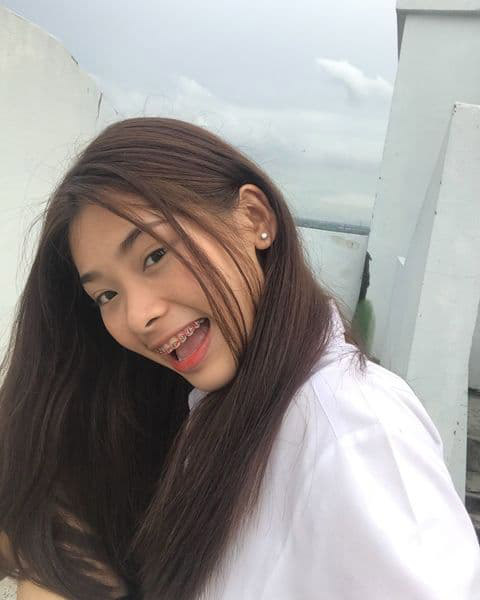 ลูกดาราตลก, บอล เชิญยิ้ม