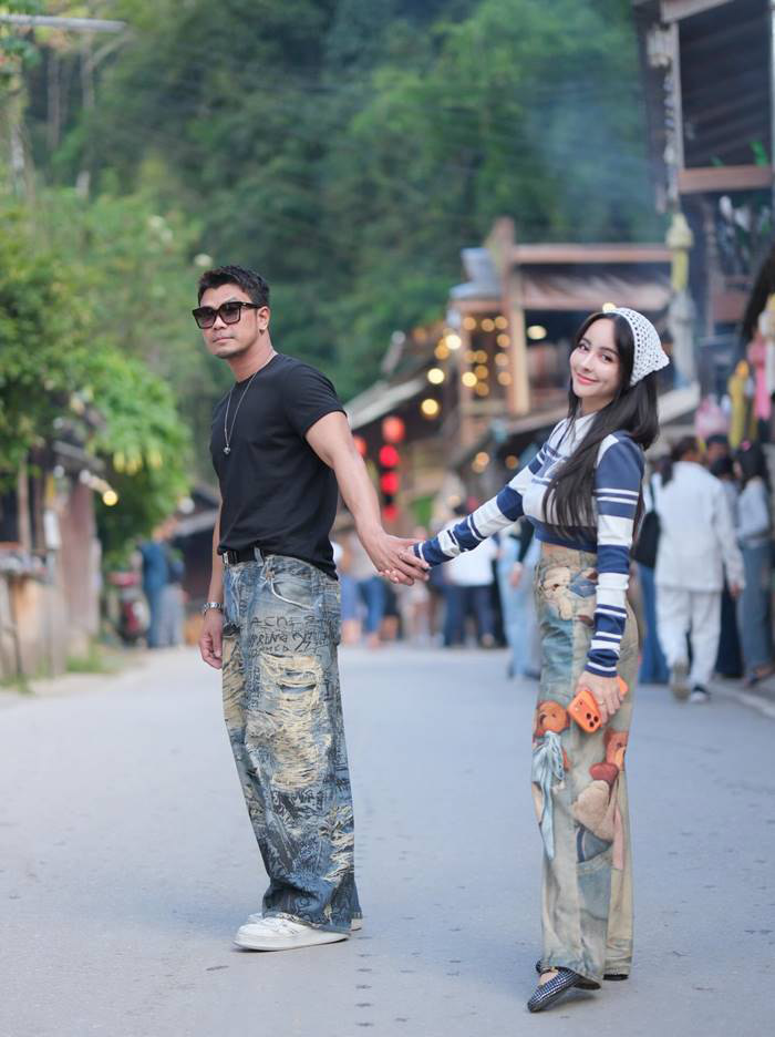 หนุ่ม กะลา หอบเงินล้านซื้อทอง 100 บาท