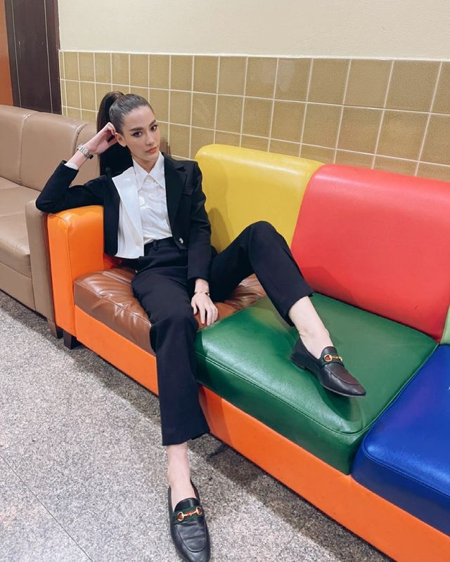 จีน่า ญีนา