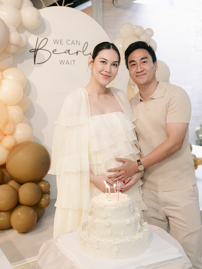 แมท ภีรนีย์ เฟม ภีมเดช จัดงานเฉลยเพศลูกในท้อง