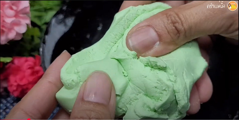 บัวลอยดอกไม้สีสวยจากธรรมชาติ วิธีทำ