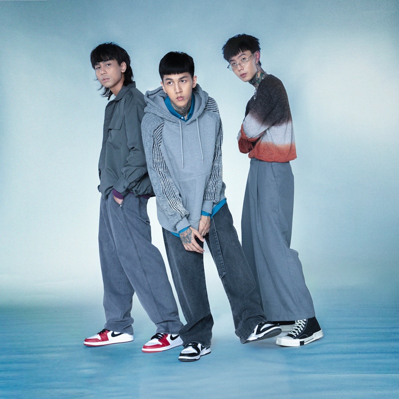 Paper Planes ผลงาน