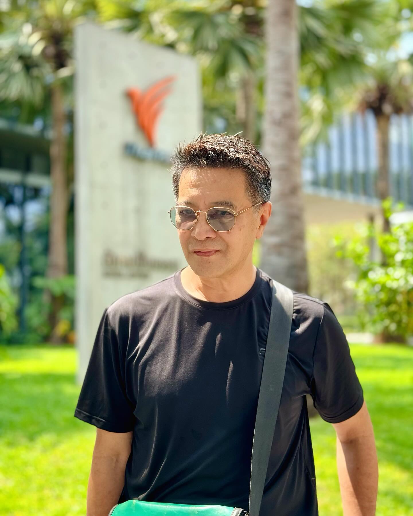 สถาพร นาควิไลโรจน์