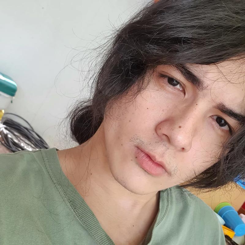 แน็ก ชาลี