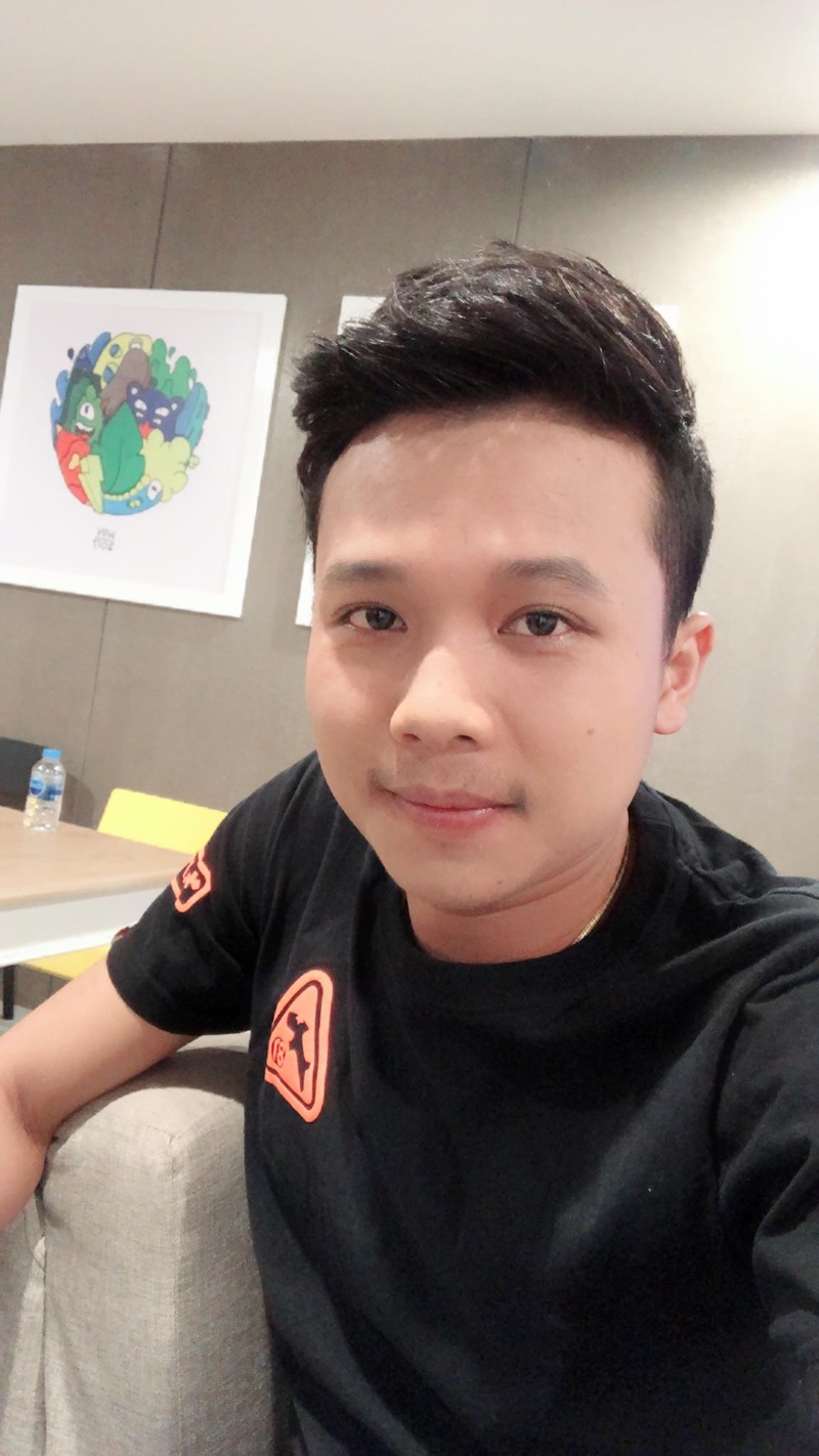 ออย แสงศิลป์ ประวัติ