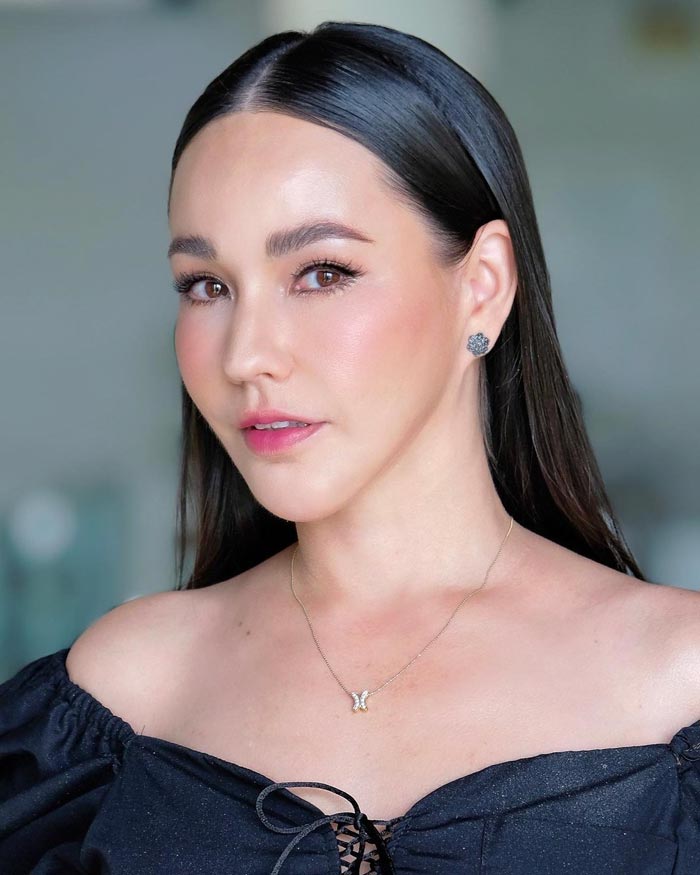 แหม่ม วิชุดา