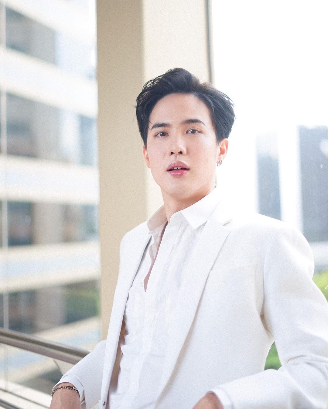 โก้ วศิน