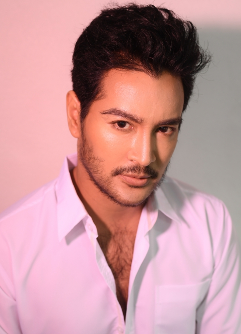 กอล์ฟ อัครา