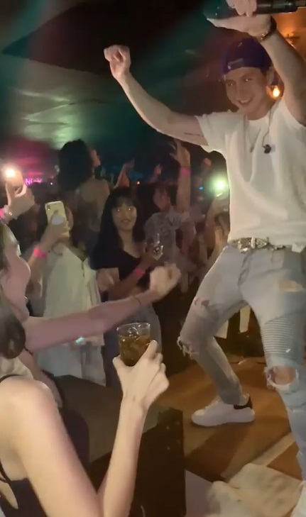 ปุ้มปุ้ย กวินท์