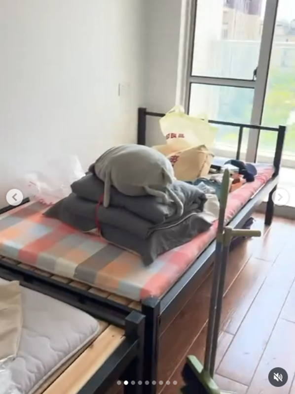 น้องนกยูง ลูกสาวเสนาลิง