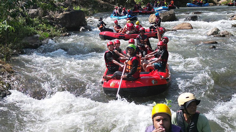 ล่องแก่งสองแพรก พังงา