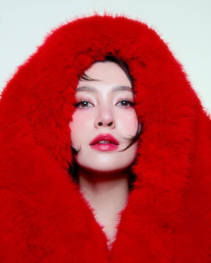 เบลล่า ราณี อวดออร่าสาวชุดแดง