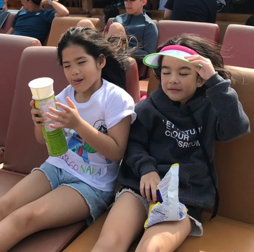 น้องนาวา น้องโสน