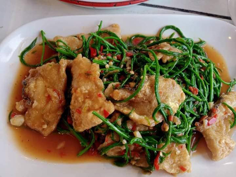 ร้านอาหาร แสมสาร